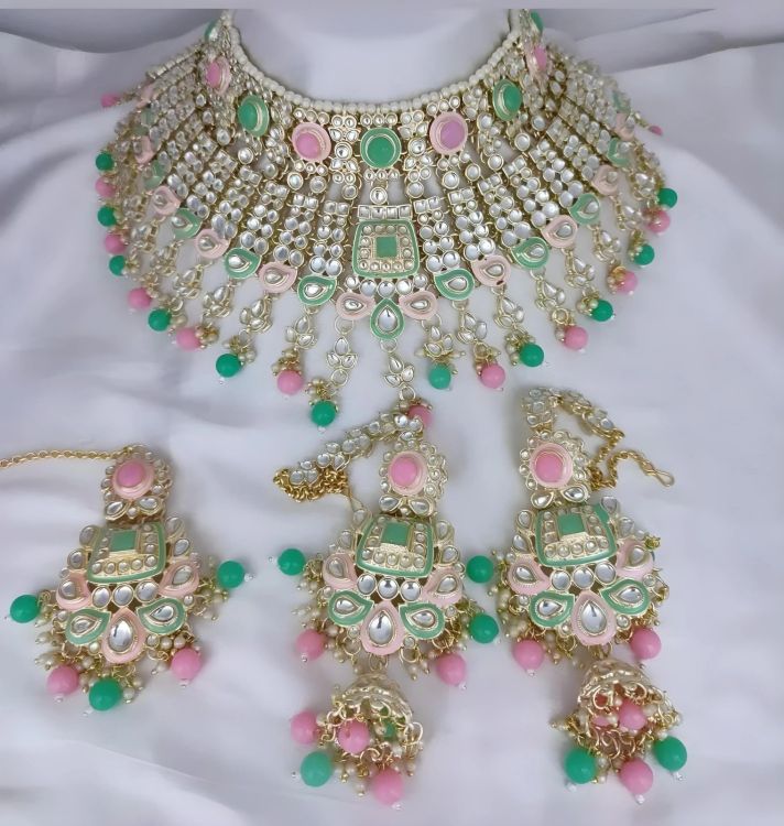 Picture of Ravishing Alloy Multi Necklace