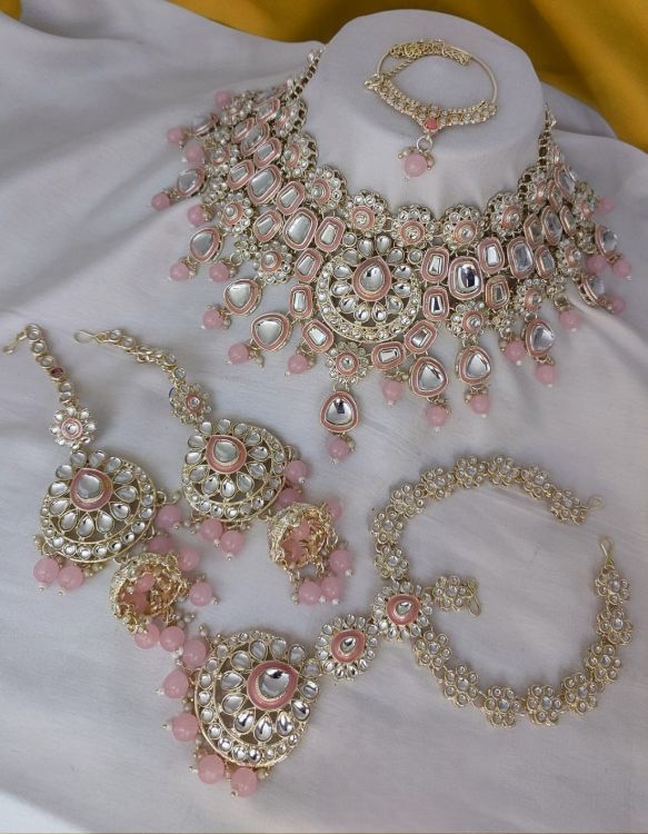 Picture of Appealing Alloy & Stone & Moti Pink Necklace