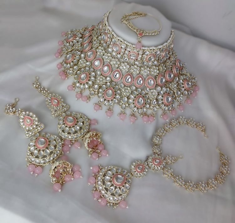 Picture of Statuesque Alloy & Stone & Moti Light Pink Necklace