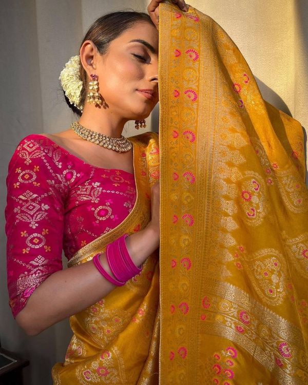 Picture of Shapely Silk & Jacquard Yellow Saree