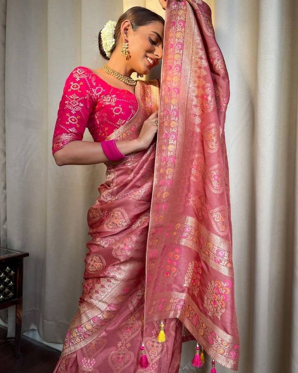 Picture of Appealing Silk & Jacquard Pink Saree