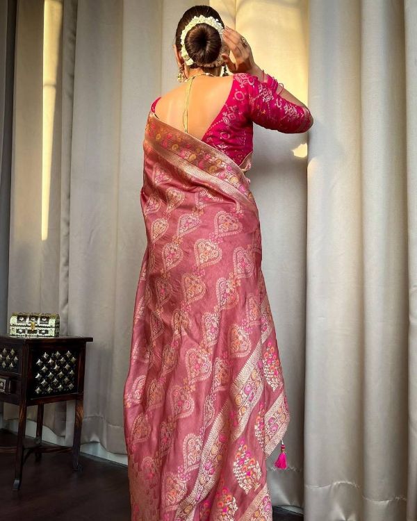Picture of Appealing Silk & Jacquard Pink Saree