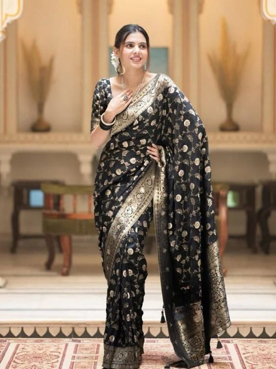 Picture of Stunning Silk & Jacquard Black Saree