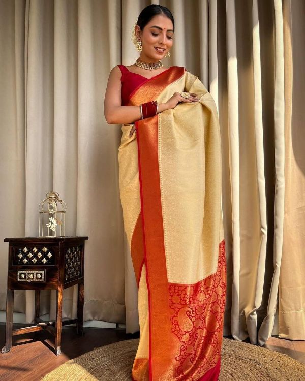Picture of Appealing Silk & Jacquard Cornsilk Saree