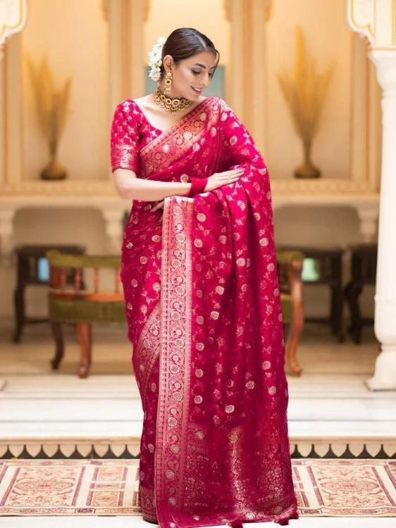 Picture of Beautiful Silk & Jacquard Deep Pink Saree