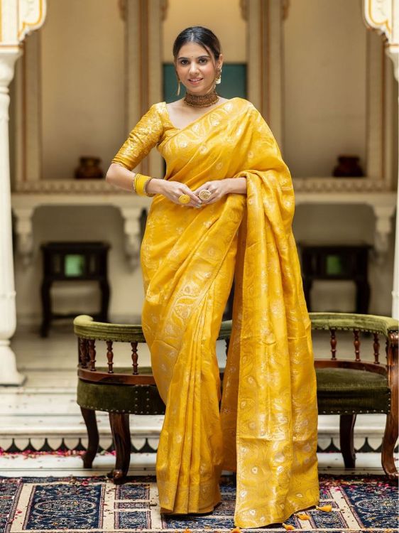 Picture of Ravishing Silk & Jacquard Yellow Saree