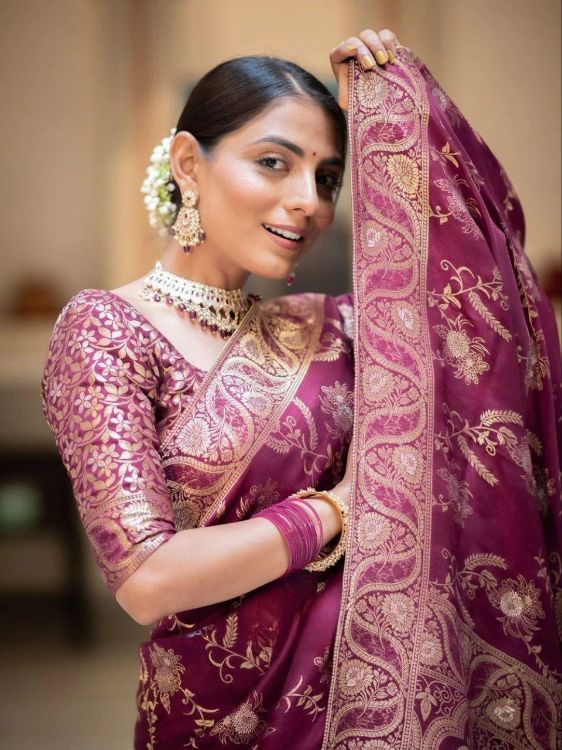 Picture of Lovely Silk & Jacquard Purple Saree