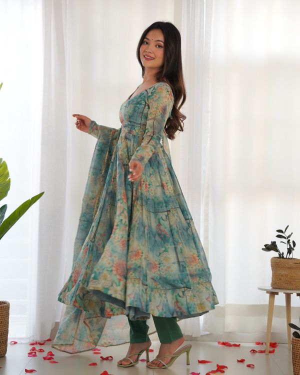 Picture of Splendid Georgette Light Sky Blue Salwar Suits