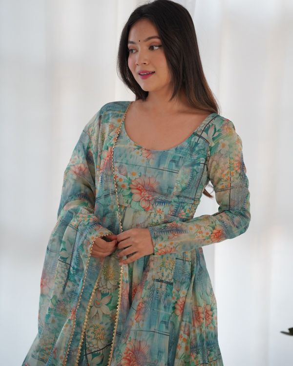 Picture of Splendid Georgette Light Sky Blue Salwar Suits