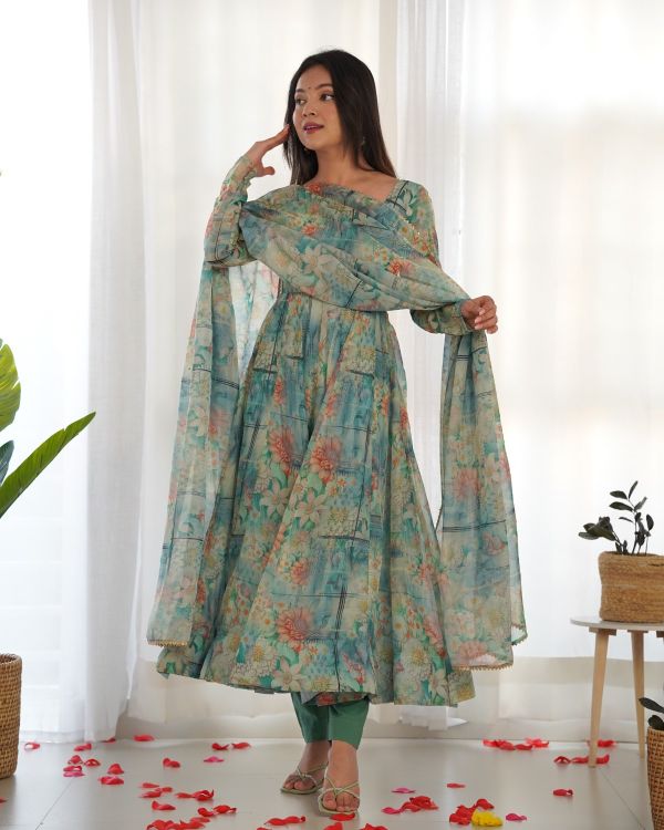 Picture of Splendid Georgette Light Sky Blue Salwar Suits