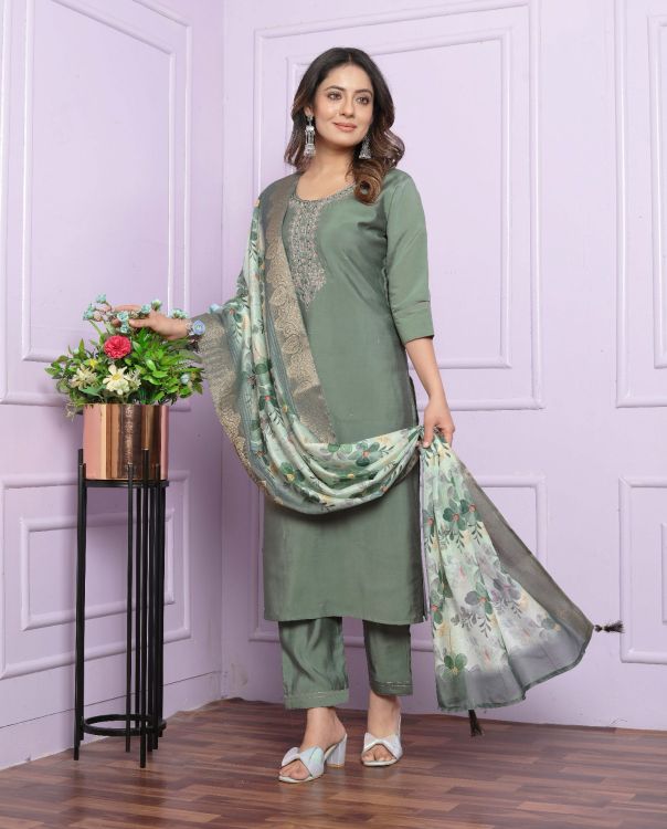 Picture of Sightly Rusian Silk Green Readymade Suits