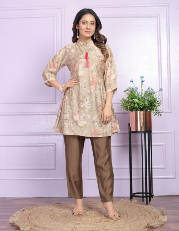 Picture of Pleasing Modal Silk Readymade Short Kurti With Bottom