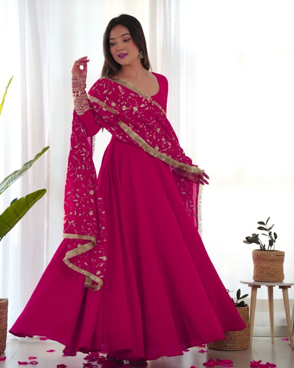 Picture of Resplendent Georgette Deep Pink Readymade Suit