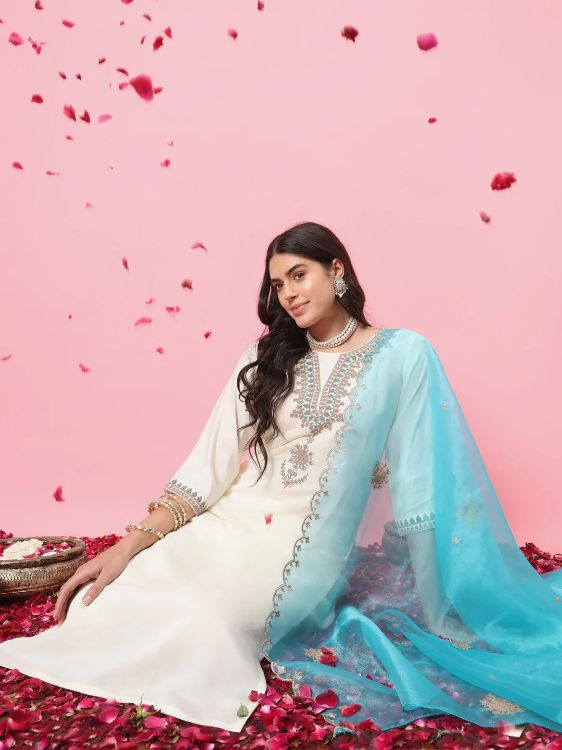 Picture of Ravishing Silk White Readymade Salwar Suits