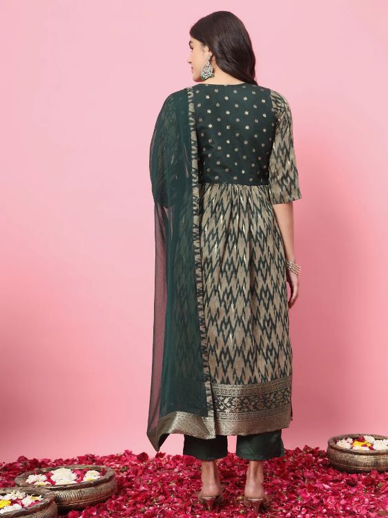 Picture of Shapely Cotton Silk Green Readymade Salwar Suits