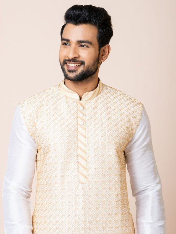 Picture of Good Looking Banarasi Dhupion White Kurta Pajama