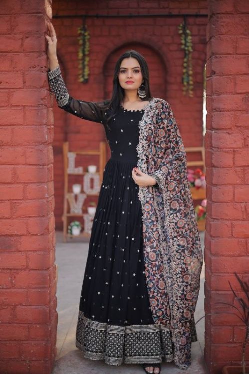 Picture of Pretty Faux Blooming Black Readymade Gown With Dupatta