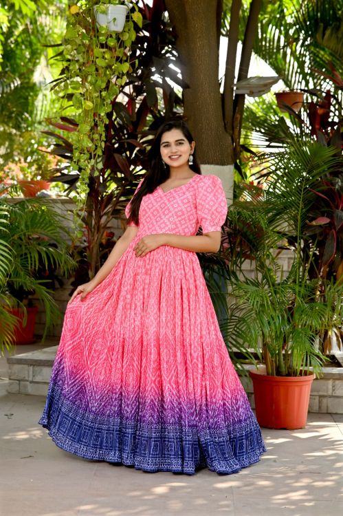 Picture of Enticing Chiffon Pink Readymade Gown
