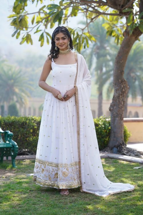 Picture of Taking Faux Blooming White Readymade Gown With Dupatta