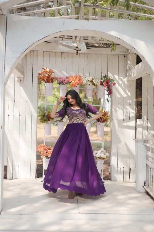 Picture of Ravishing Faux Blooming Purple Readymade Gown