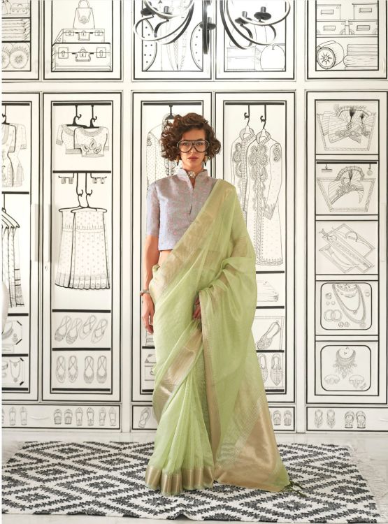 Picture of Fine Chiffon Pista Saree