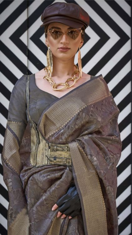 Picture of Elegant Organza Grey Saree