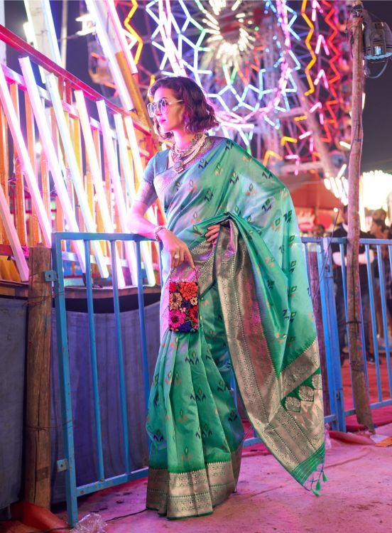 Picture of Resplendent Handloom Weaving Silk Mint Saree