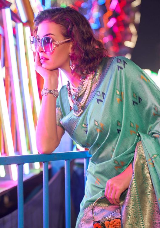 Picture of Resplendent Handloom Weaving Silk Mint Saree