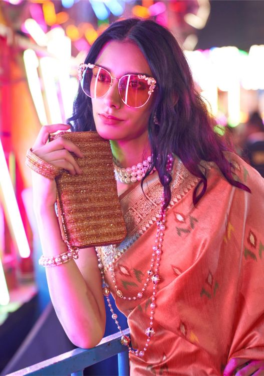 Picture of Wonderful Handloom Weaving Silk Peach Puff Saree