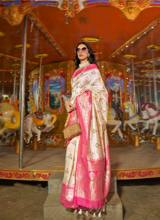 Picture of Fine Handloom Weaving Silk Beige Saree