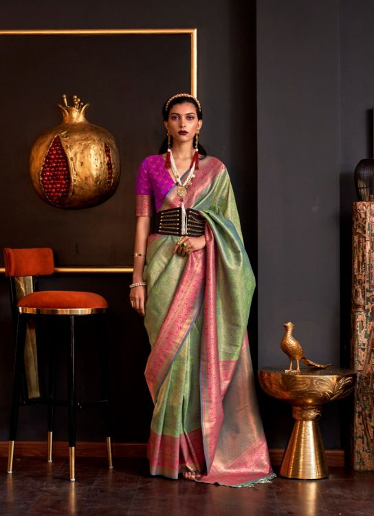 Picture of Grand Weaving Silk Green Saree