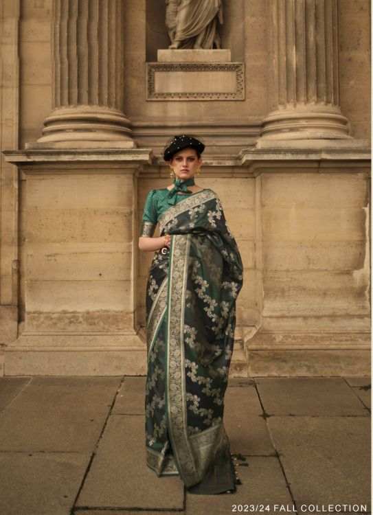 Picture of Grand Satin Handloom Weaving Green Saree