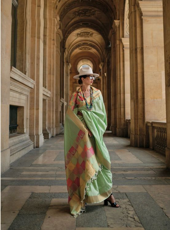 Picture of Taking Soft Silk Handloom Weaving Light Green Saree