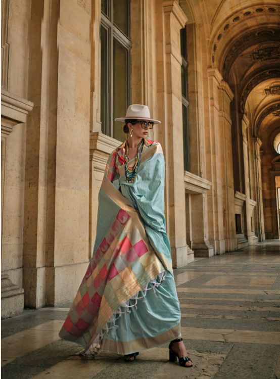 Picture of Sightly Soft Silk Handloom Weaving Sky Blue Saree