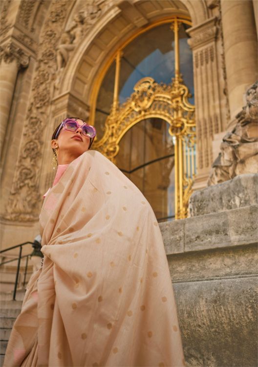 Picture of Appealing Handloom Weaving Khadi Silk Cream Saree