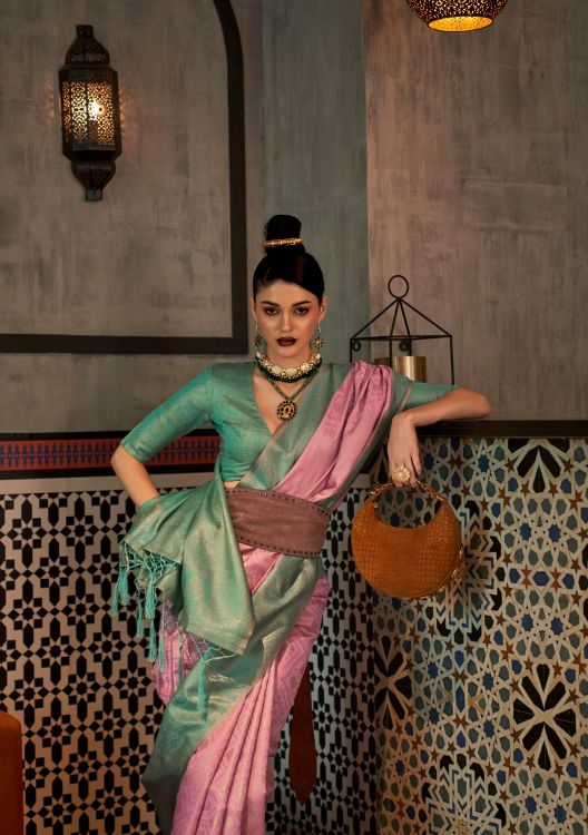 Picture of Classy Weaving Silk Light Pink Saree