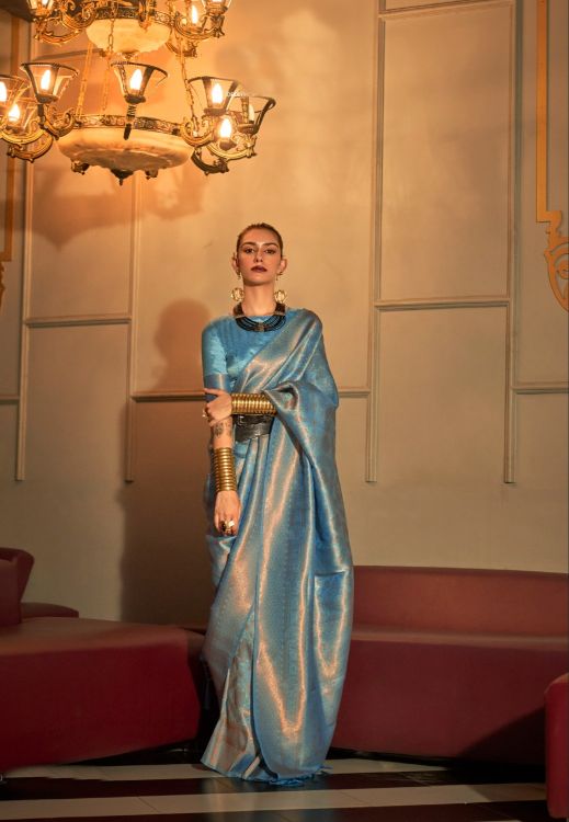 Picture of Well Formed Two Tone Handloom Weaving Blue Saree