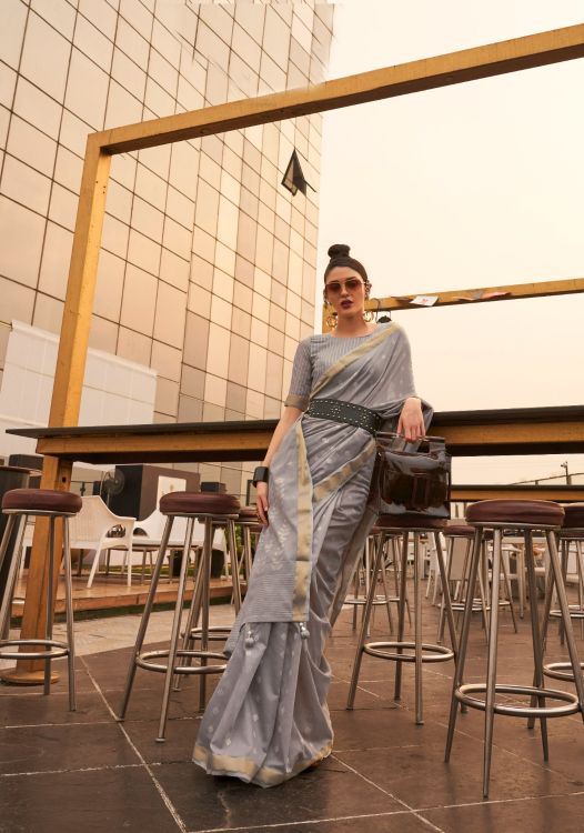 Picture of Delightful Poly Viscose Grey Saree