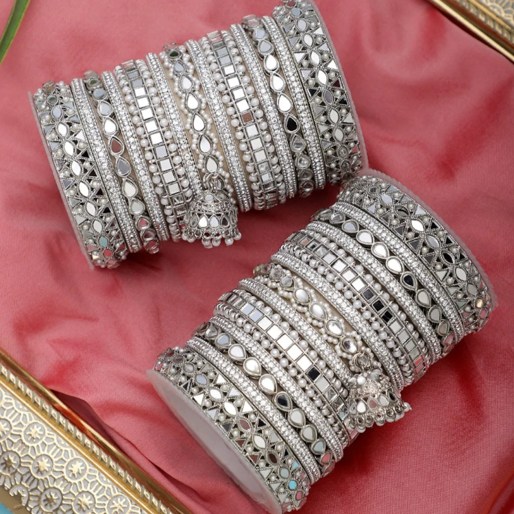 Picture of Traditional Mirror Bangle Set With Jhumki