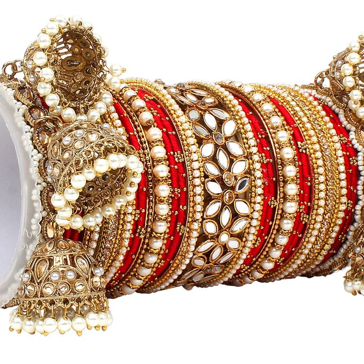 Picture of Alluring Velvet Metal Red Bangle Set
