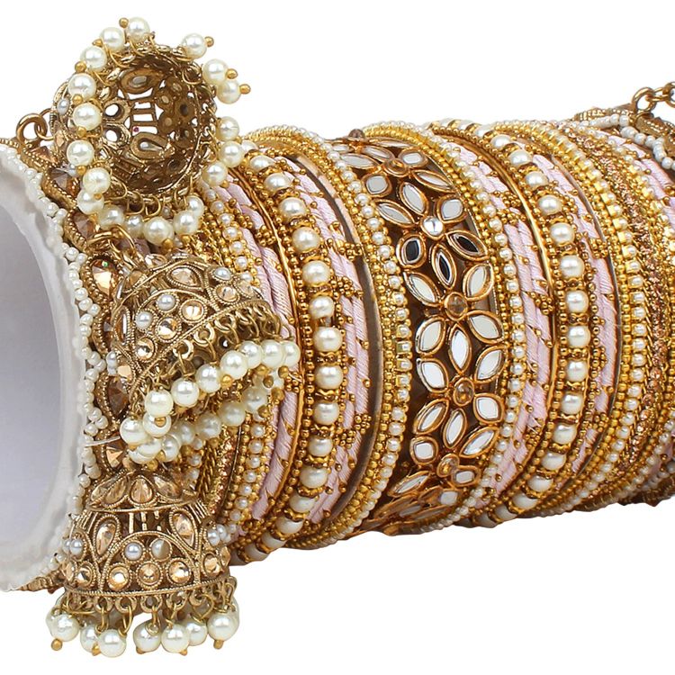 Picture of Wonderful Alloy Light Pink Bangle Set