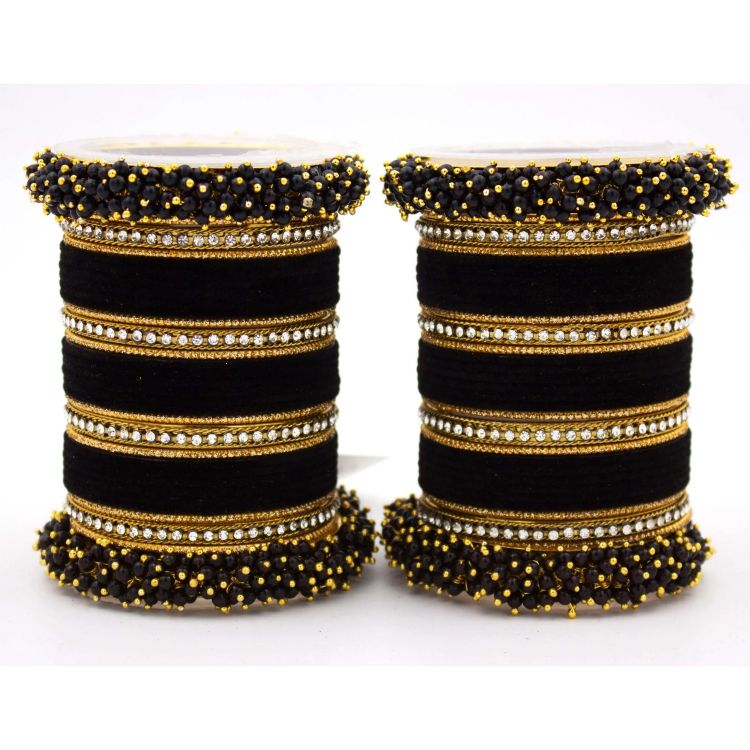Picture of Ideal Velvet Metal Black Bangle Set