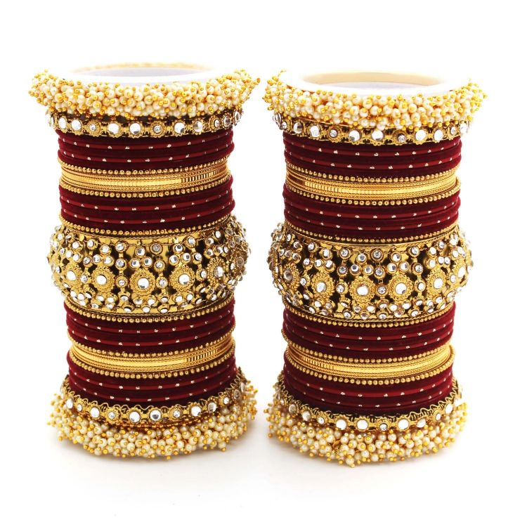 Picture of Ideal Velvet Metal Maroon Bangle Set