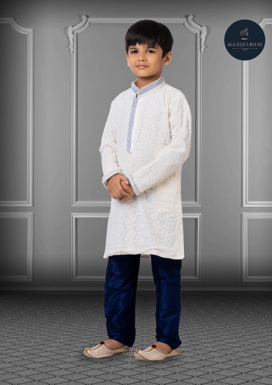 Picture of Superb Georgette Embroidered White Kurta Pajama