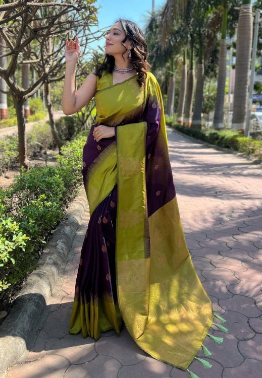 Picture of Splendid Banarasi Soft Silk Purple Saree