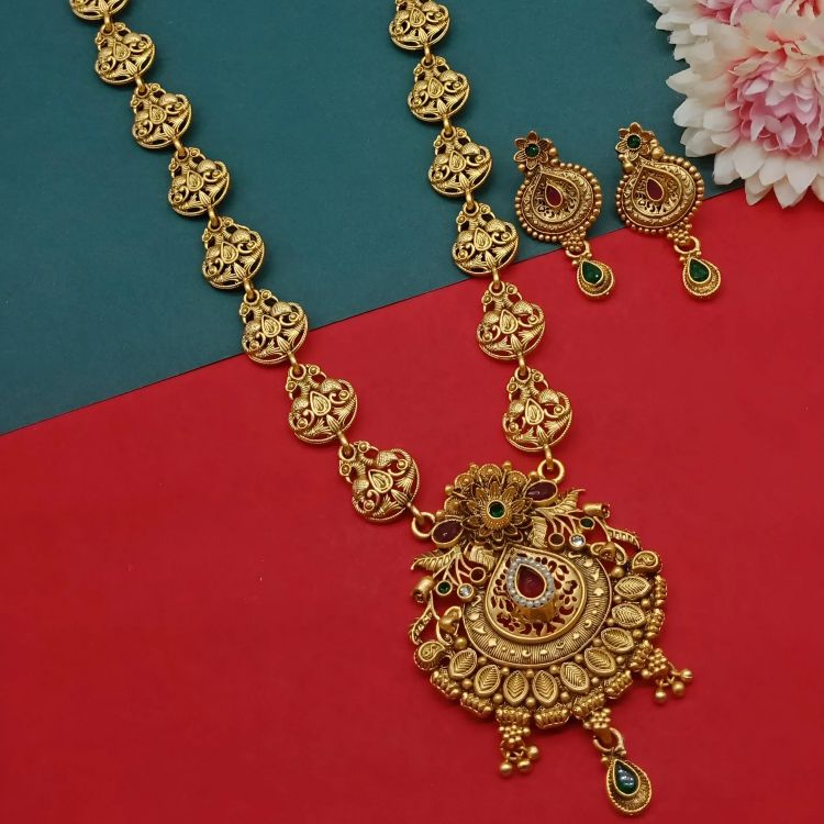 Picture of Amazing Alloy Golden Long Necklace