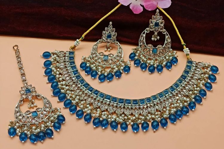 Picture of Beauteous Alloy Blue Necklace