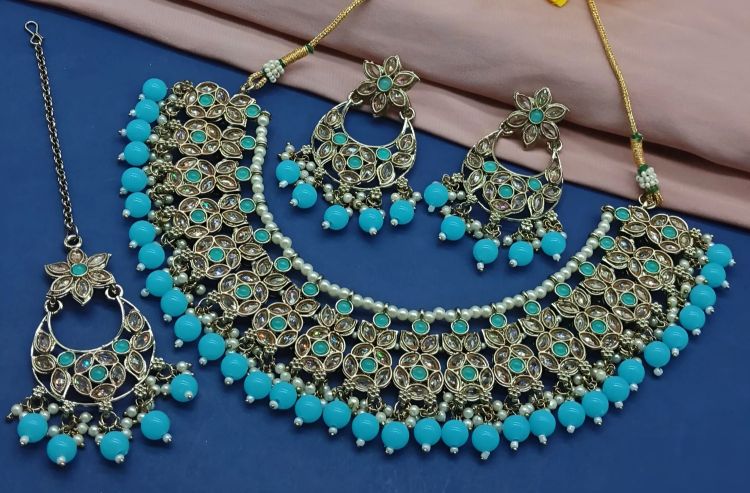 Picture of Radiant Alloy Sky Blue Necklace