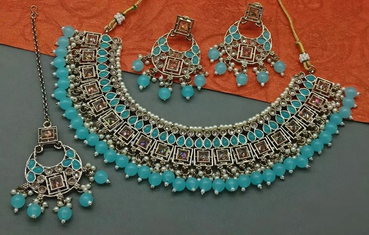 Picture of Sightly Alloy Sky Blue Necklace