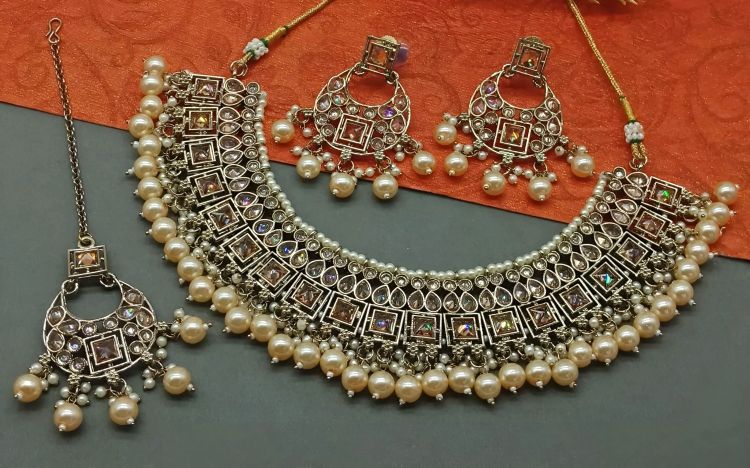 Picture of Ideal Alloy Cream Necklace